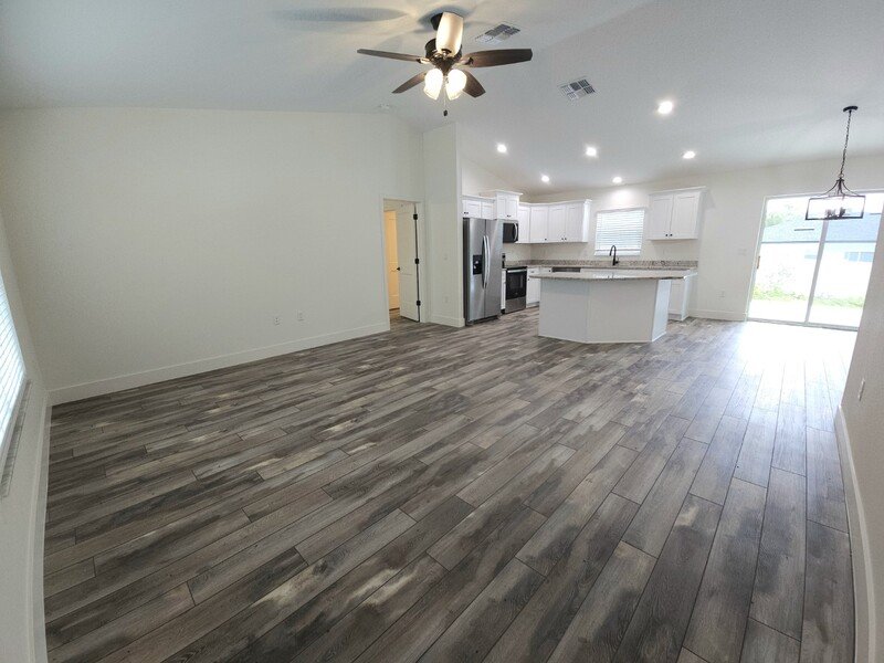 7649 W Normandy Pl property image