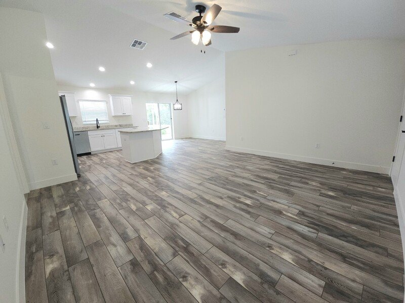 7649 W Normandy Pl property image