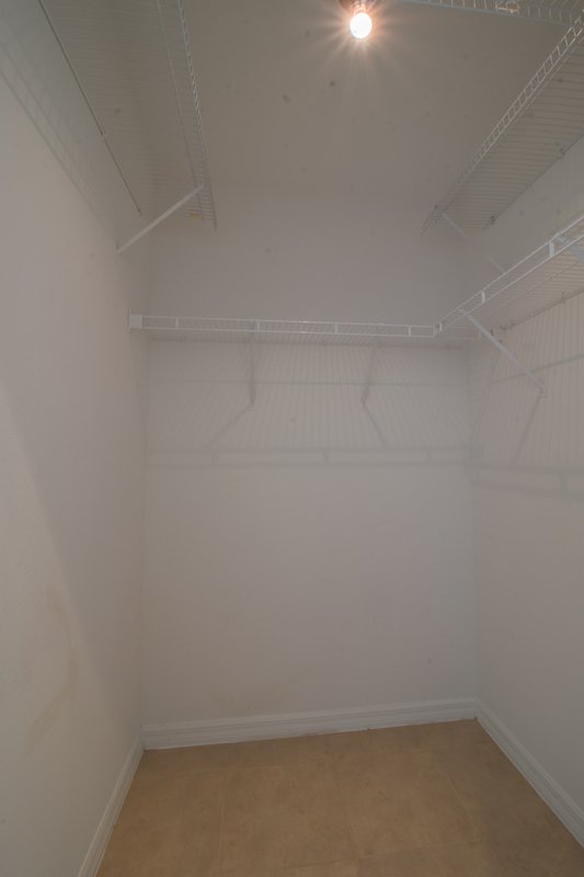 661 Berwick Dr, Davenport FL 33897 property image