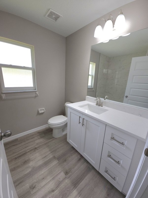 2384 W Newhope Ln property image