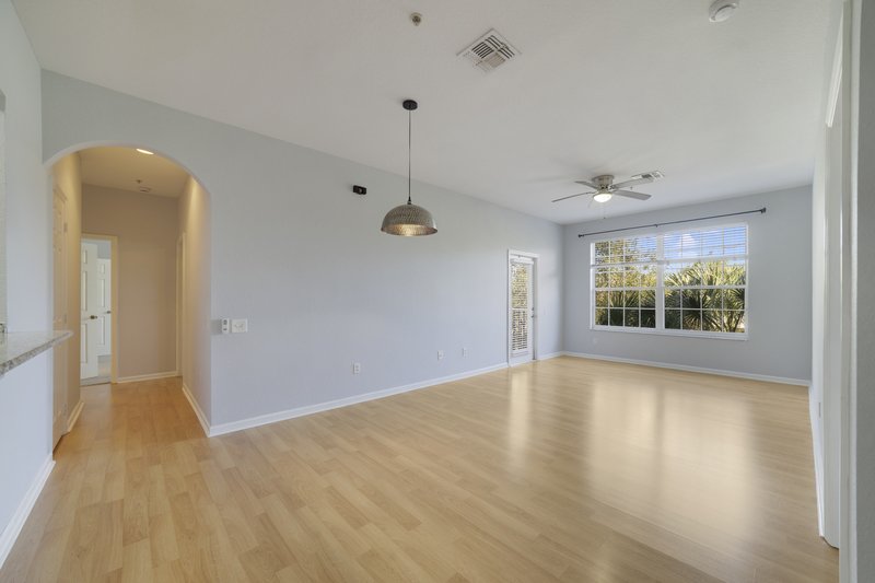 6214 Stevenson Dr unit 304 property image