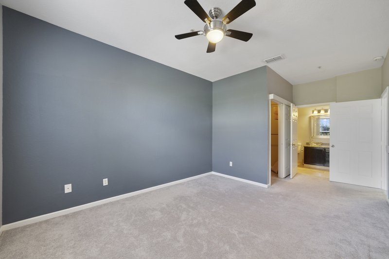 6214 Stevenson Dr unit 304 property image