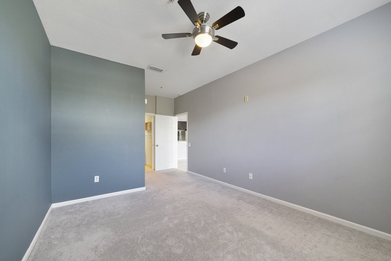 6214 Stevenson Dr unit 304 property image