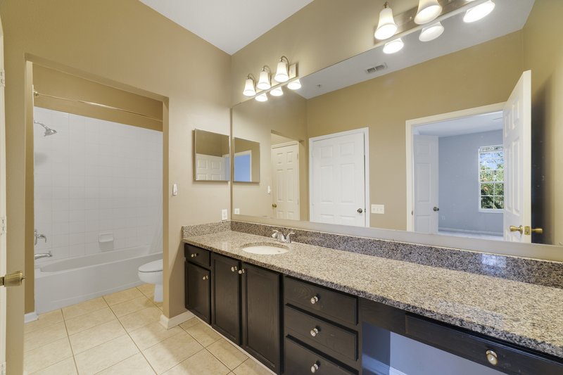 6214 Stevenson Dr unit 304 property image