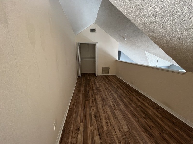 6154 Westgate Dr APT 303 property image