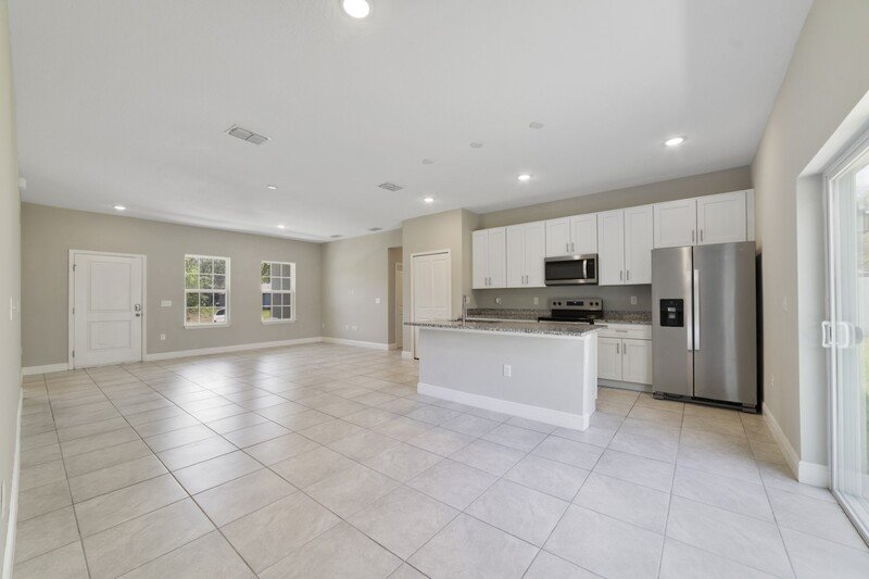 2117 W SWANSON DR property image