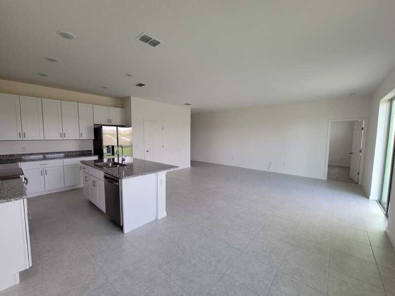 662 Fairview Ave property image