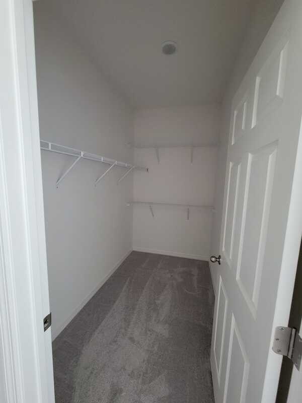 662 Fairview Ave property image