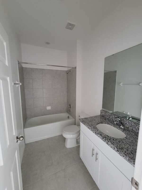 662 Fairview Ave property image