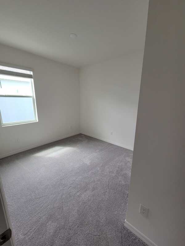 662 Fairview Ave property image