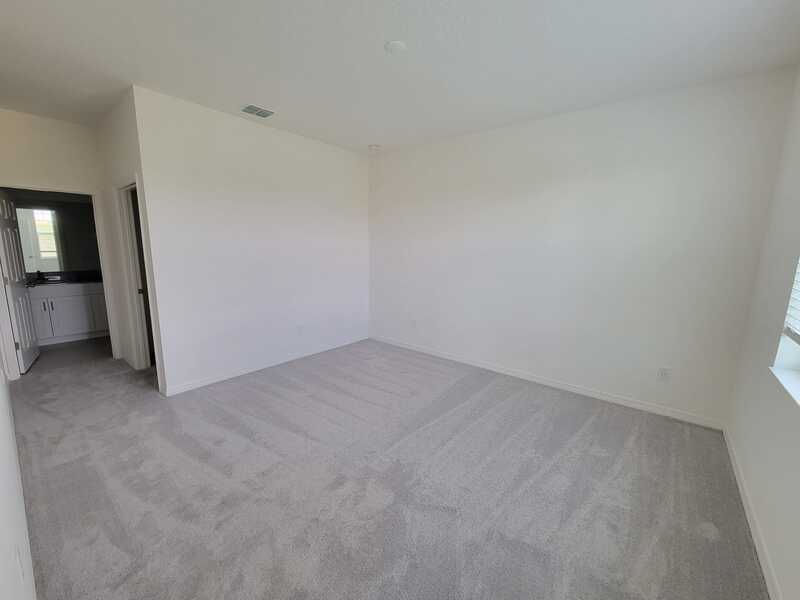 662 Fairview Ave property image