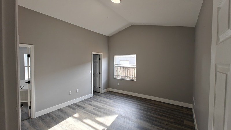 3/2 single family home fully renovated property image