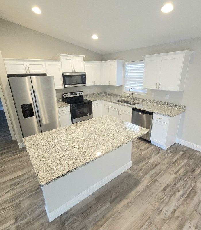 106 Oak Cir property image