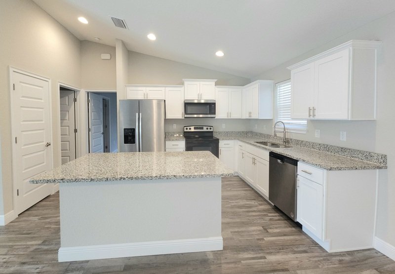 106 Oak Cir property image