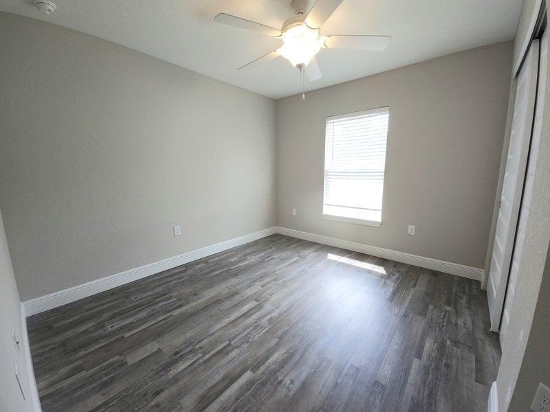 106 Oak Cir property image