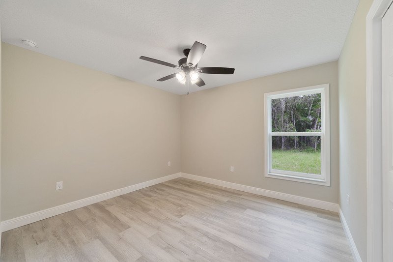 8949 N Cortlandt dr property image