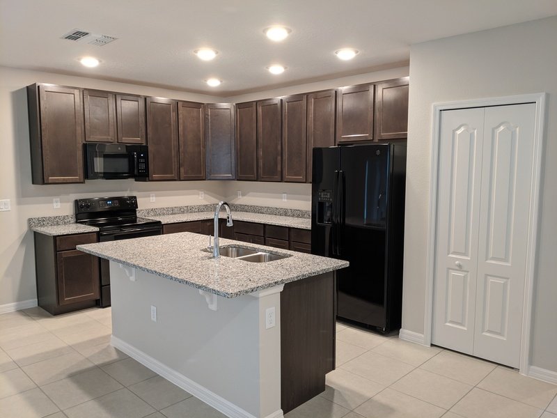 544 Pinecrest loop property image