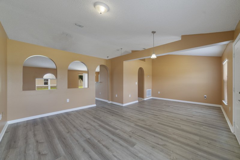 1907 Manatee Drive, Kissimmee FL 34759-5362 property image
