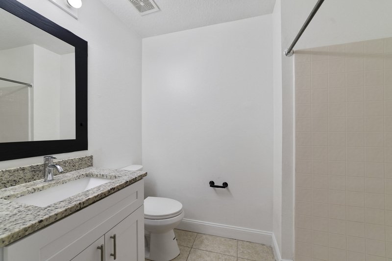 1907 Manatee Drive, Kissimmee FL 34759-5362 property image