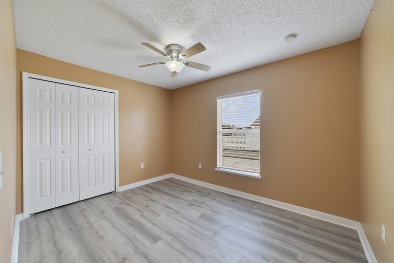 1907 Manatee Drive, Kissimmee FL 34759-5362 property image