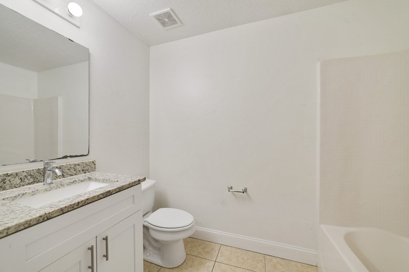 1907 Manatee Drive, Kissimmee FL 34759-5362 property image