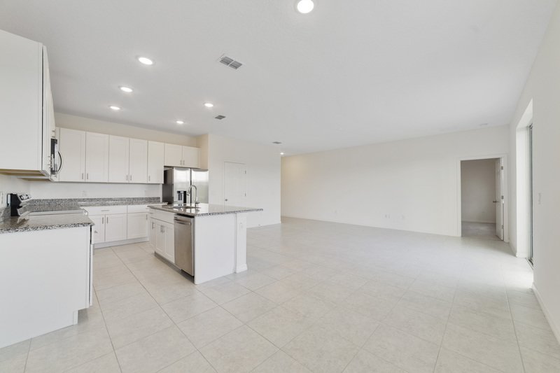 662 Fairview Ave property image