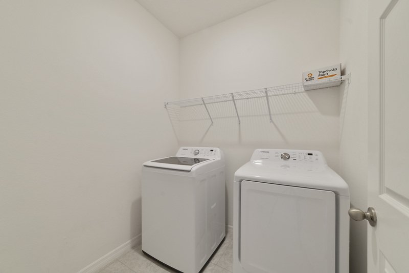 662 Fairview Ave property image
