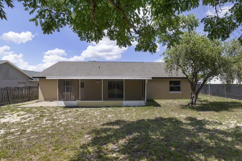 3/2 single family home fully renovated property image
