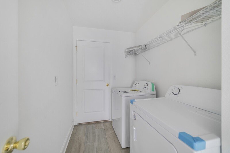 417 St Johns Ln property image