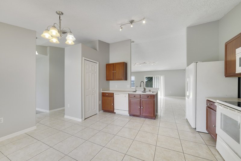 3/2 For rent in Poinciana property image