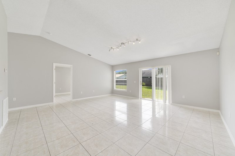3/2 For rent in Poinciana property image