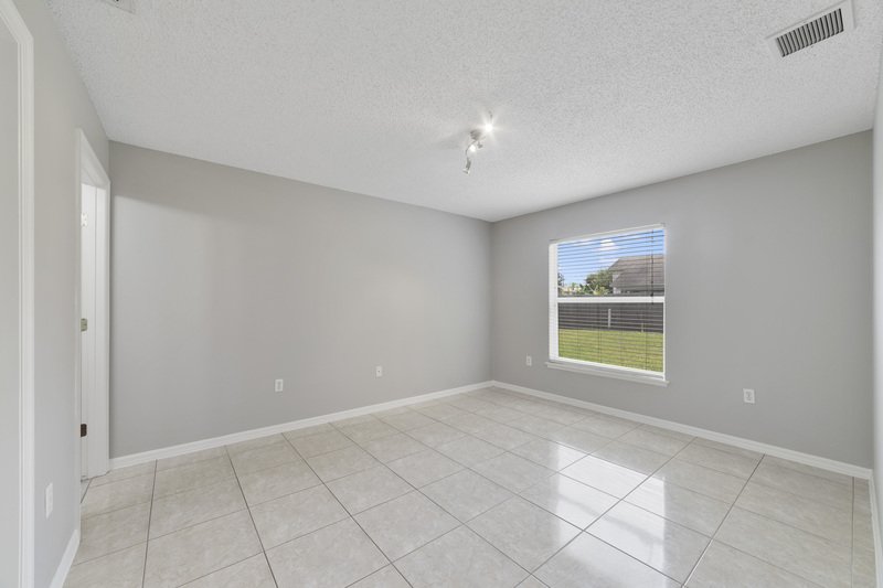 3/2 For rent in Poinciana property image