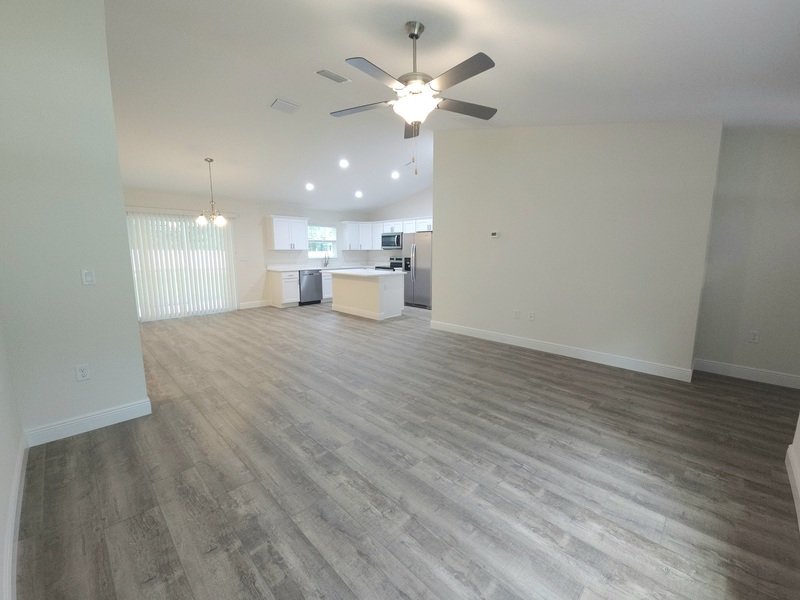 387 E Caldwell dr property image