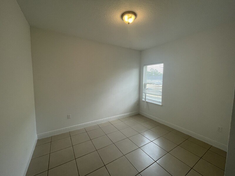 414 Columbia Ct property image