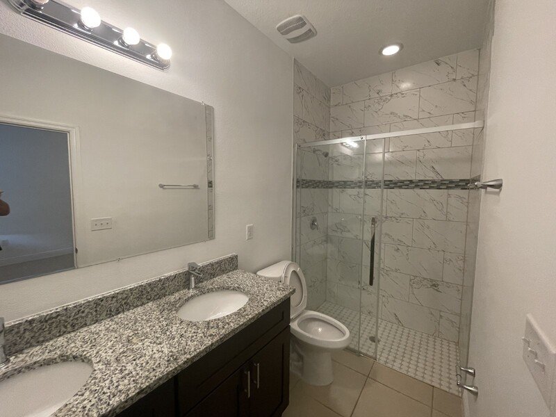 414 Columbia Ct property image