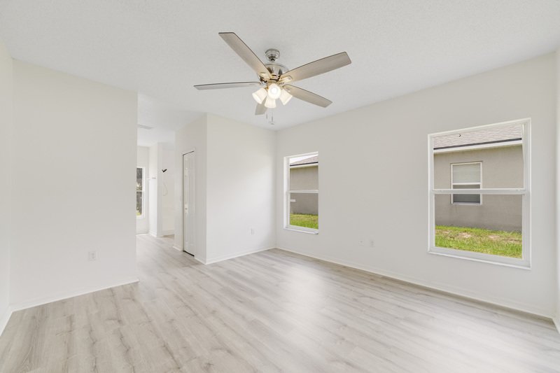 566 Hummingbird Ct property image