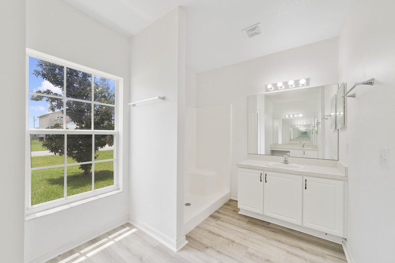 566 Hummingbird Ct property image