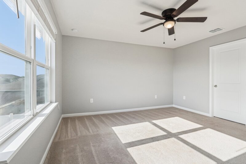6013 Blue Lily Way property image