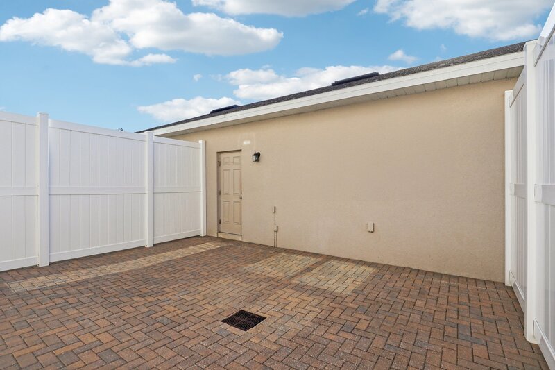 6013 Blue Lily Way property image