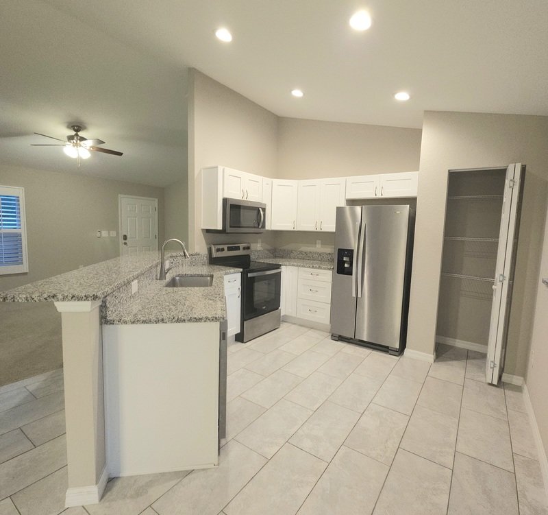 16901 SW 39th cir property image