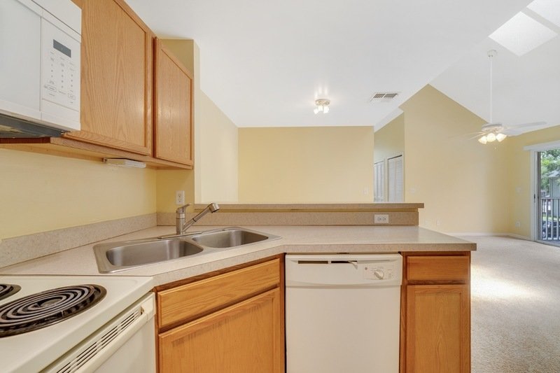 6052 Westgate Dr Apt 204 property image