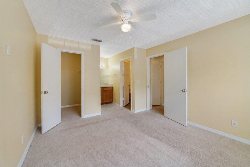 6052 Westgate Dr Apt 204 property image