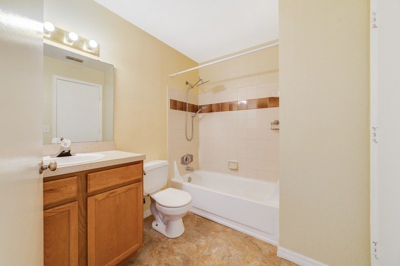 6052 Westgate Dr Apt 204 property image