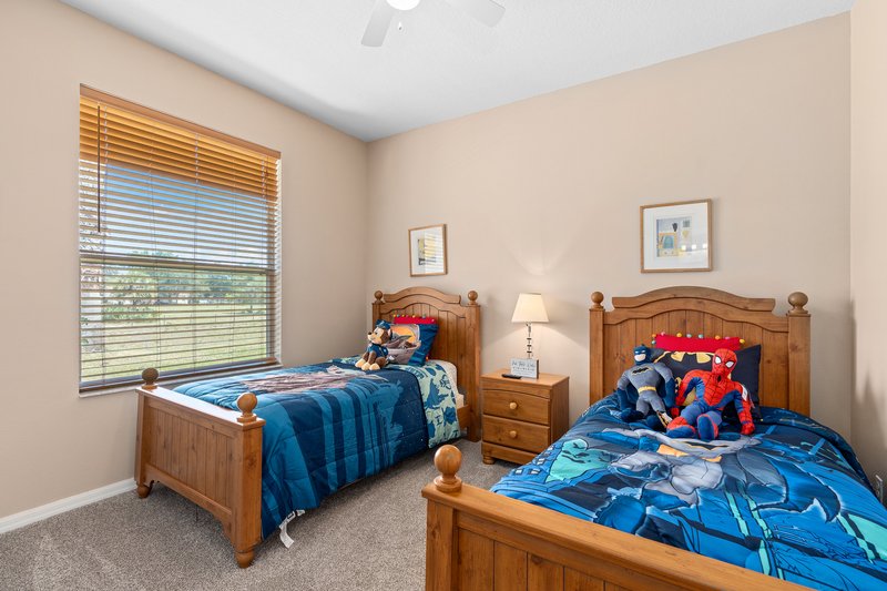 825 Wildflower Rd property image