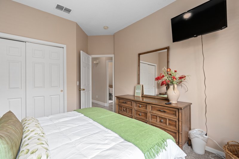 825 Wildflower Rd property image