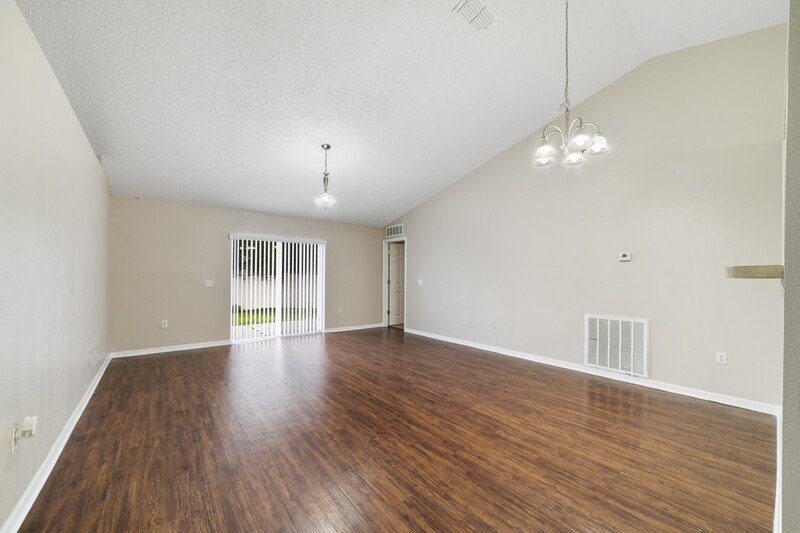 1914 Manatee Ct property image