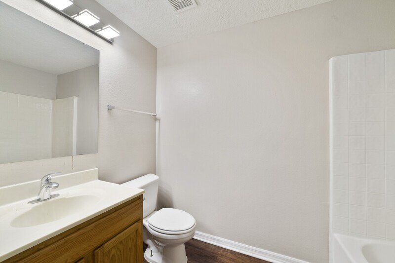 1914 Manatee Ct property image
