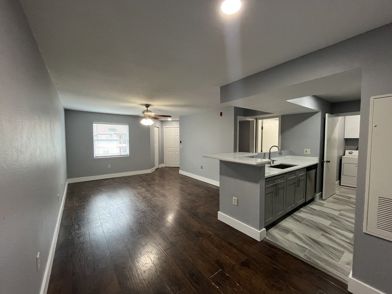 3008 Parkway Blvd Apt 302 property image
