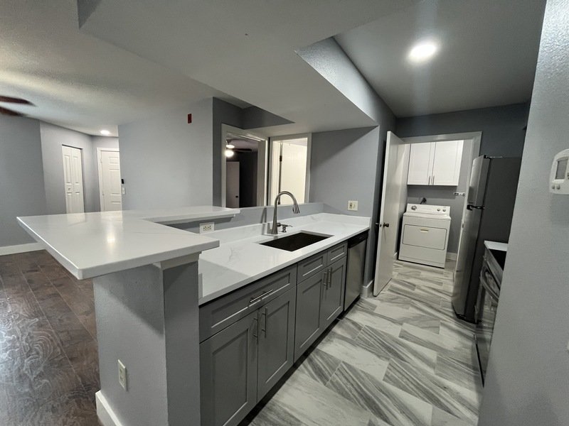 3008 Parkway Blvd Apt 302 property image