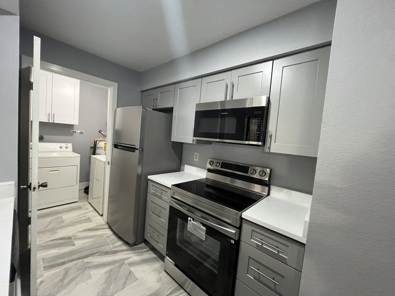 3008 Parkway Blvd Apt 302 property image